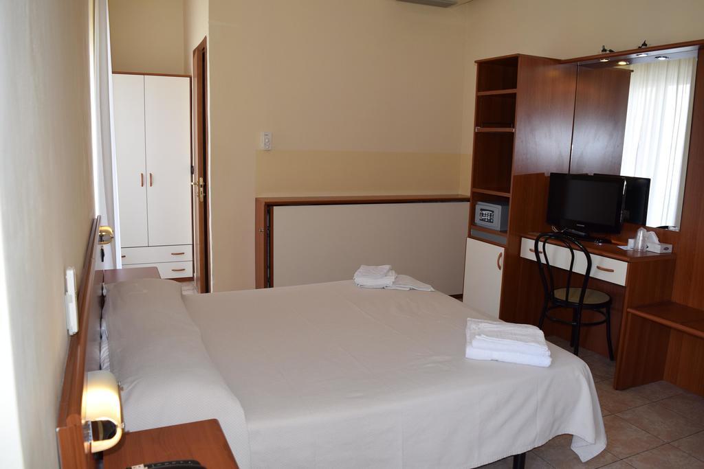 Hotel Mary 3*