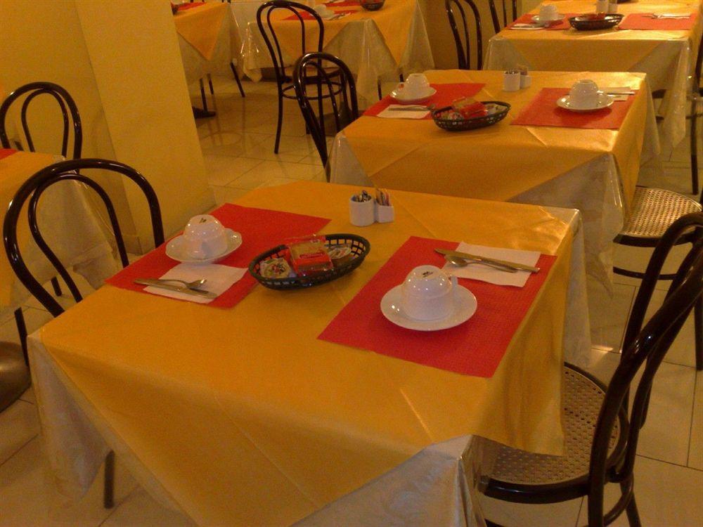 Mary Hotel 3*