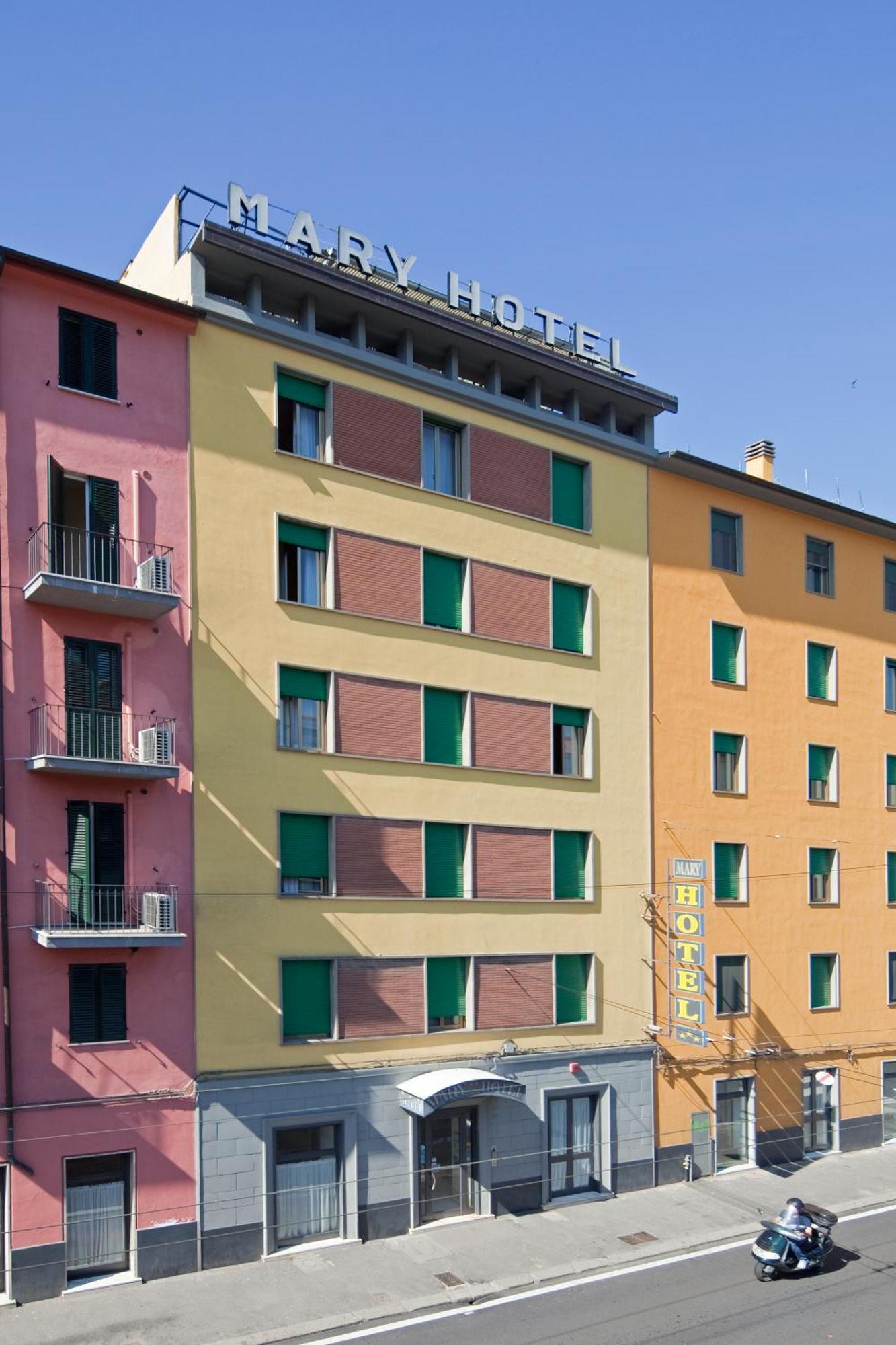 Hotel Mary 3*