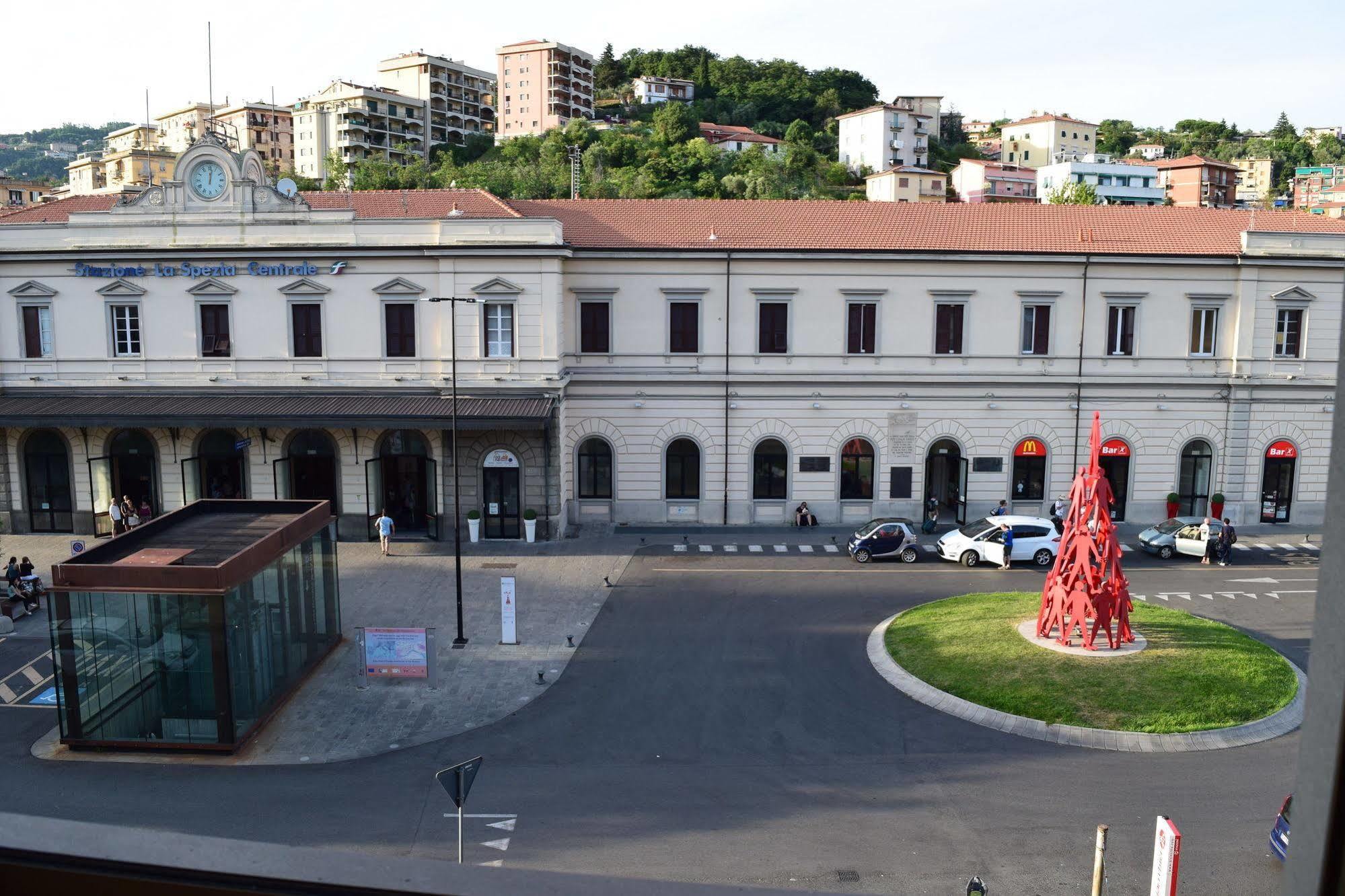 Hotel Mary 3*